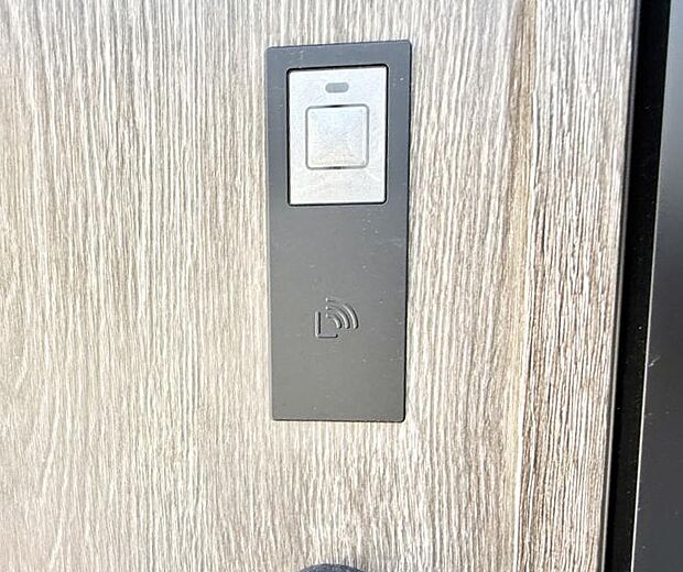 ■鍵を取り出さずに便利に操作できて快適