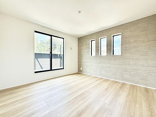 2号棟 ■落ち着いた色合いのお部屋で穏やかな時間を楽しめます