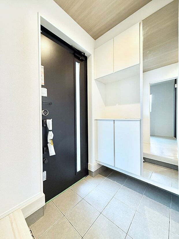 ■ シンプルで美しく、快適な暮らしの入り口