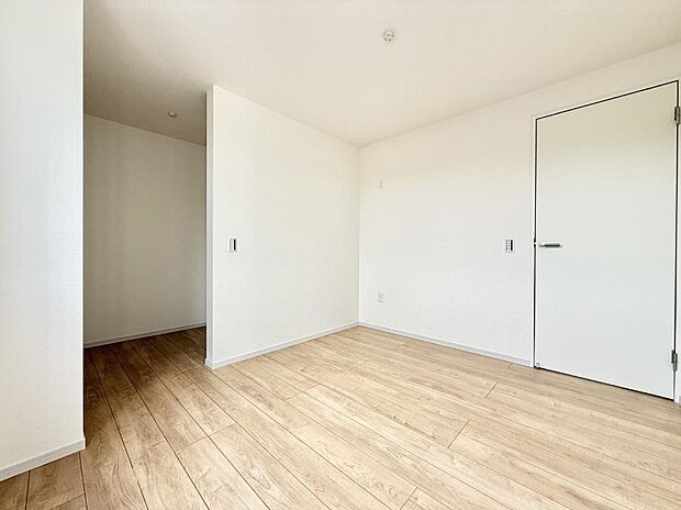 ■落ち着いた雰囲気のお部屋で心が安らぐ空間