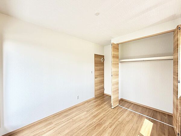 2号棟  ■清潔感あふれるお部屋で毎日を快適に過ごせます