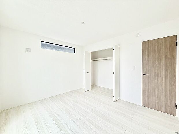 3号棟  ■窓の配置や通気性の良い設計で部屋の空気がこもらず、常に新鮮な空気が流れます