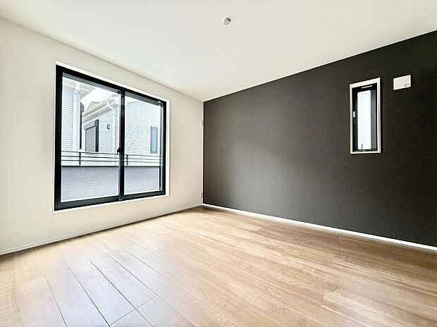 1号棟 ■落ち着いた色合いのお部屋で穏やかな時間を楽しめます