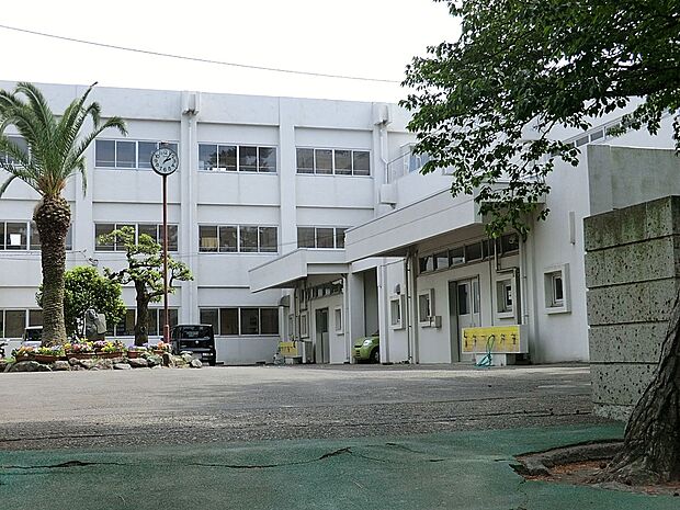 中学校 1200m 大磯町立大磯中学校