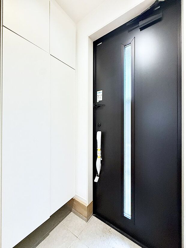 1号棟 ■ 家族やゲストをやさしく迎える、心地よい空間