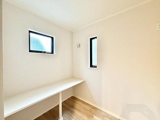 ■多目的に利用できるスタディスペース!集中したいときにありがたいですね