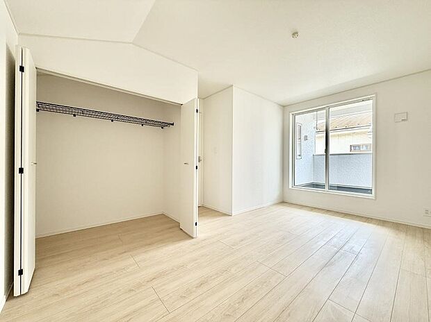 ■落ち着いた雰囲気のお部屋で心が安らぐ空間