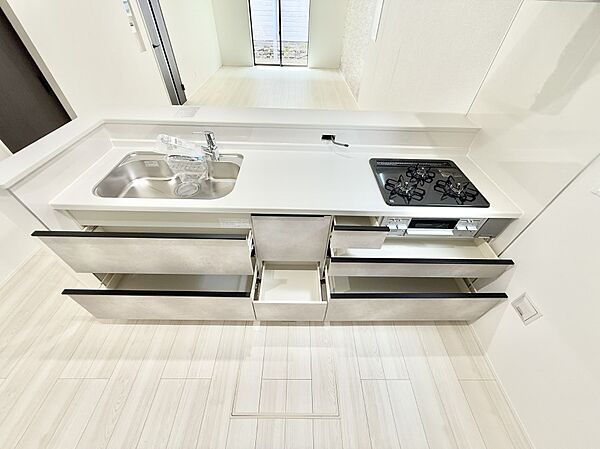 2号棟  ■料理がもっと楽しくなる、快適なキッチン空間