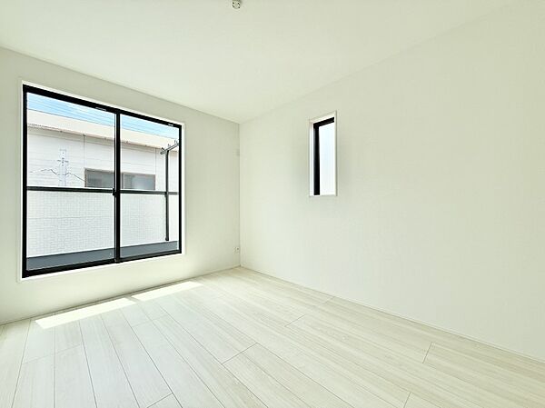 2号棟  ■読書や趣味リモートワークなどさまざまな用途に対応できる柔軟さがあります