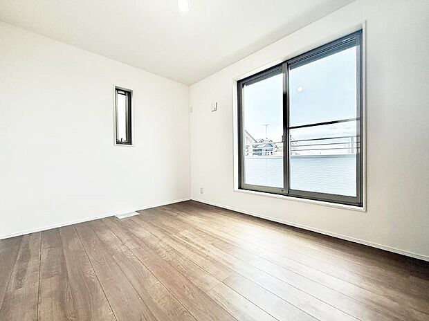 ■落ち着いた色合いのお部屋で穏やかな時間を楽しめます