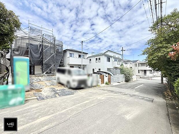 ■前面道路広々  