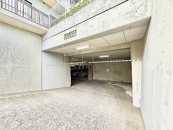■管理の行き届いたエントランスで安心して暮らせる環境です