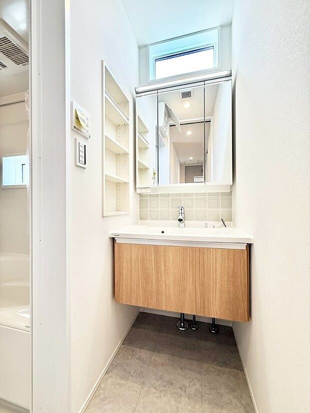 ■朝の準備がスムーズにできる広さです