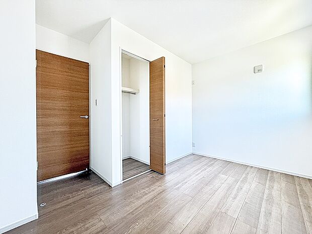■落ち着いた色合いのお部屋で穏やかな時間を楽しめます