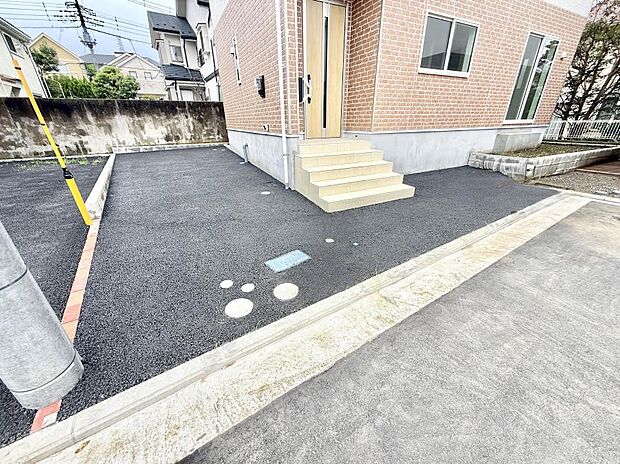 8号棟 ■快適な駐車スペースで安心