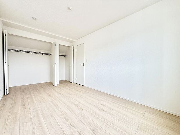 8号棟 ■清潔感あふれるお部屋で毎日を快適に過ごせます