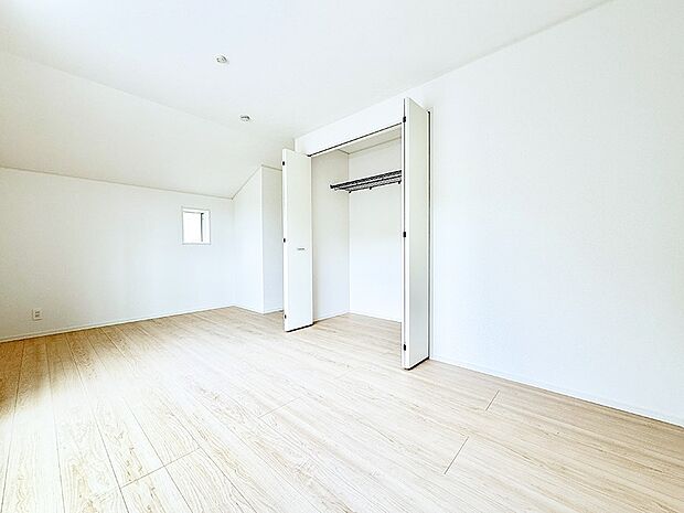 5号棟  ■自分だけのスペース どんなお部屋にするかとっても楽しみですね
