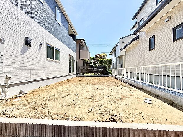1号棟  ■暮らしに潤いを与える、緑が取り入れられた住まいです