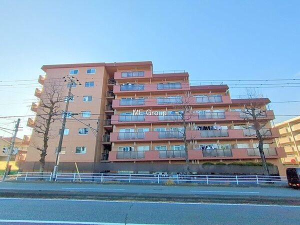 ■暮らしを彩る充実した設備仕様が備わった住まい