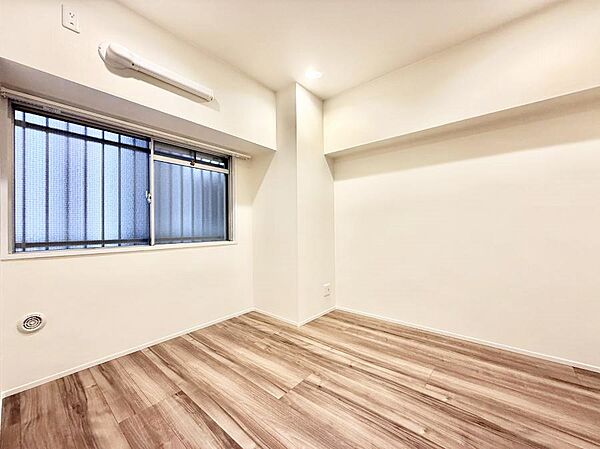 ■落ち着いた色合いのお部屋で穏やかな時間を楽しめます