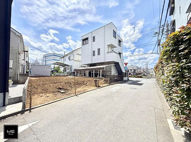 前面道路広々