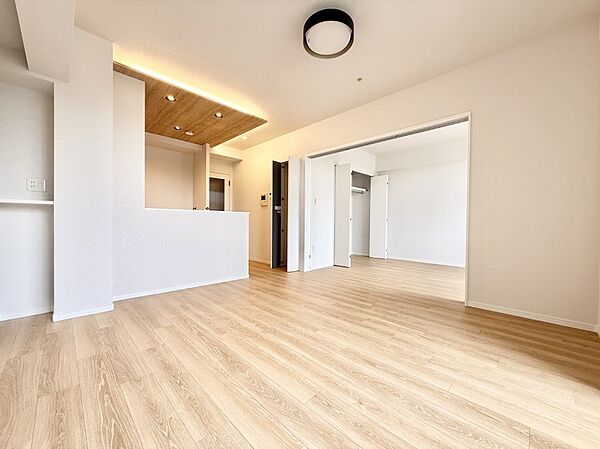 ■くつろぎと笑顔が集まる、心温まるリビング