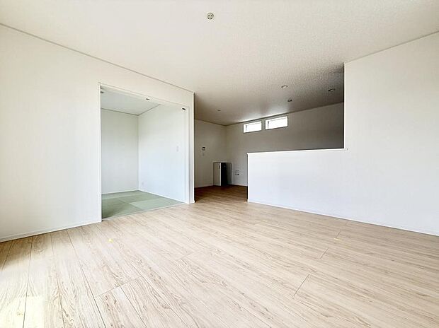 2号棟  ■温もりを感じる、居心地のいいリビング