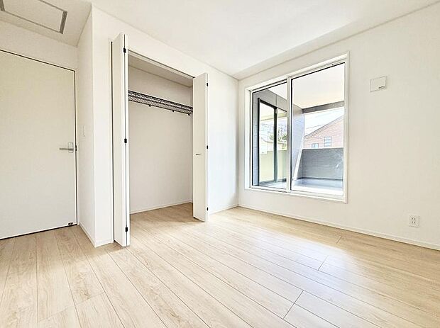 1号棟  ■落ち着いた色合いのお部屋で穏やかな時間を楽しめます