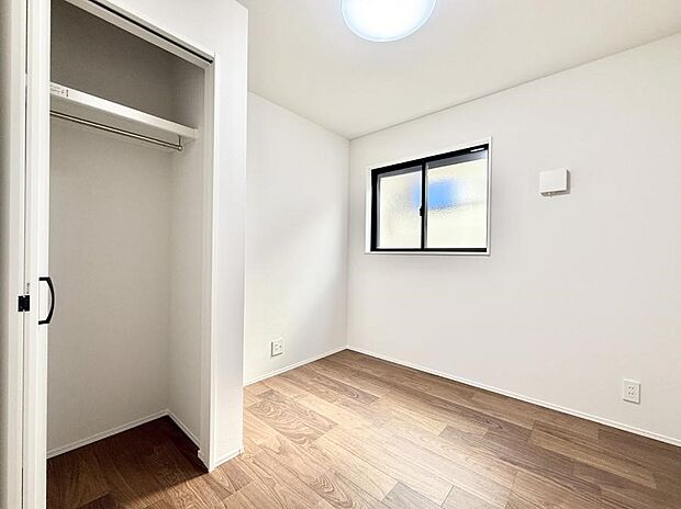 ■落ち着いた色合いのお部屋で穏やかな時間を楽しめます
