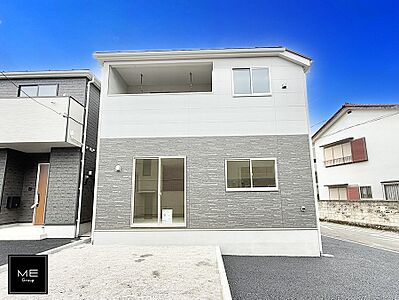 外観:2号棟 ■暮らしを彩る充実した設備仕様が備わった住まい 外観:2号棟 ■暮らしを彩る充実した設備仕様が備わった住まい