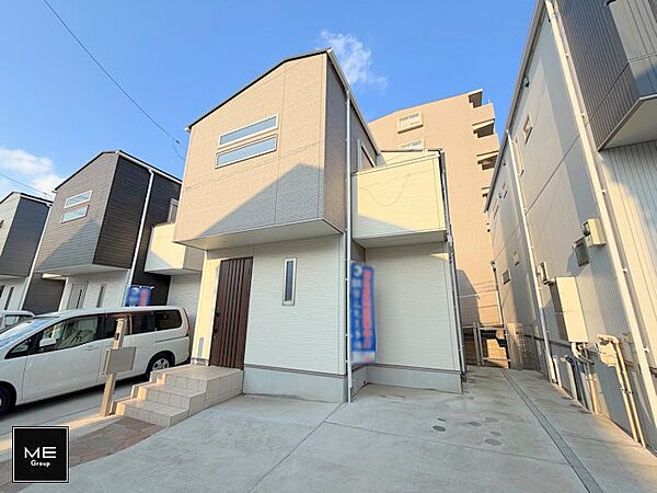 E号棟  ■家族みんなが笑顔で過ごせる、安心感のある住まい