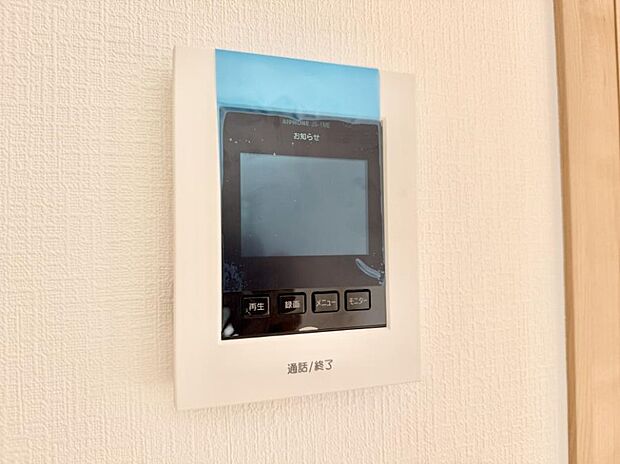 ■画面でしっかり確認でき防犯対策に最適