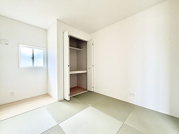 1号棟 ■落ち着いた色合いのお部屋で穏やかな時間を楽しめます