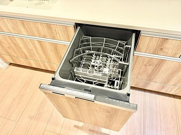 ■手間なく洗浄！食器をピカピカに仕上げてくれます