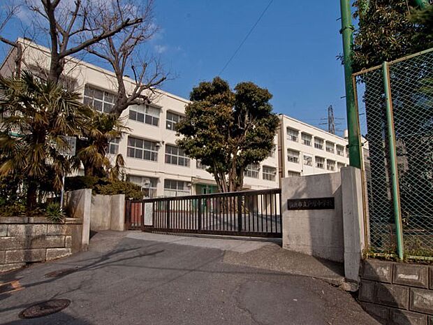 中学校 1100m 横浜市立戸塚中学校