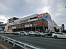 周辺：スーパー 750m ライフ戸塚汲沢店