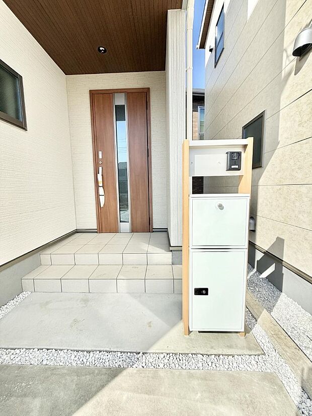 9号棟 ■ 帰るたびにホッとする、安心感のある佇まい