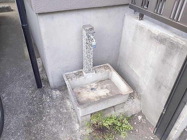 ■ガーデニングや洗車などの際に大活躍な屋外立水栓