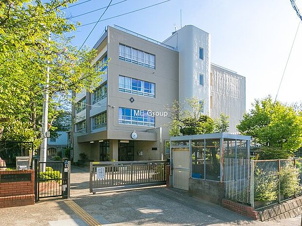小学校 950m 川崎市立長沢小学校