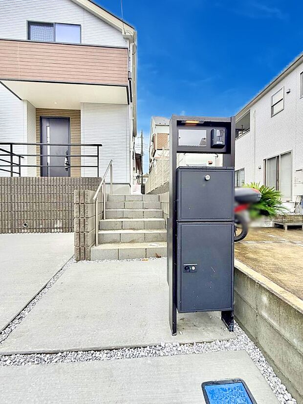1号棟 ■ シンプルで美しく、住まいの第一印象を彩る玄関です