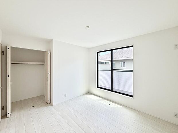 1号棟 ■読書や趣味リモートワークなどさまざまな用途に対応できる柔軟さがあります