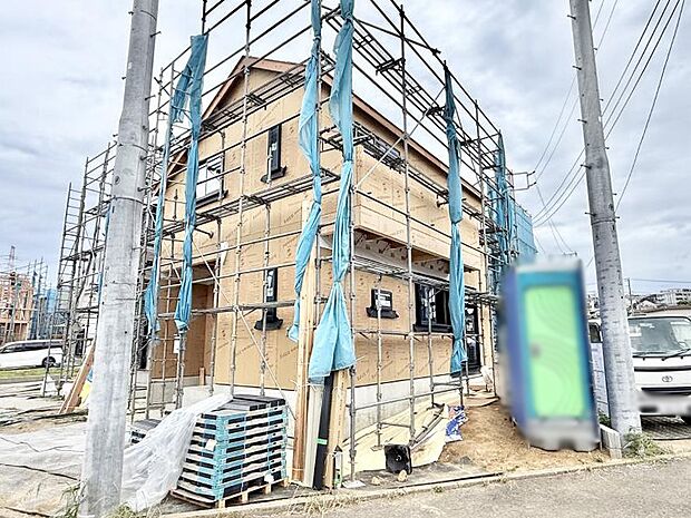 8号棟  ■家族みんなが笑顔で過ごせる、安心感のある住まい