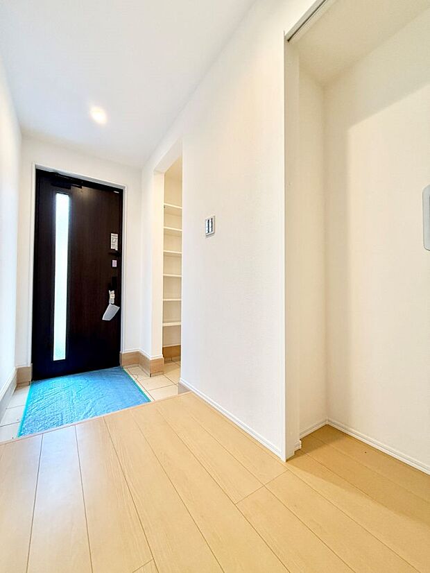 1号棟 ■ 家族やゲストをやさしく迎える、心地よい空間