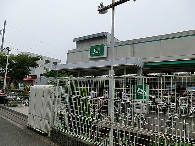 スーパー 550m FUJI 鵠沼店