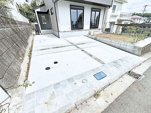 1号棟  ■快適な駐車スペースで安心