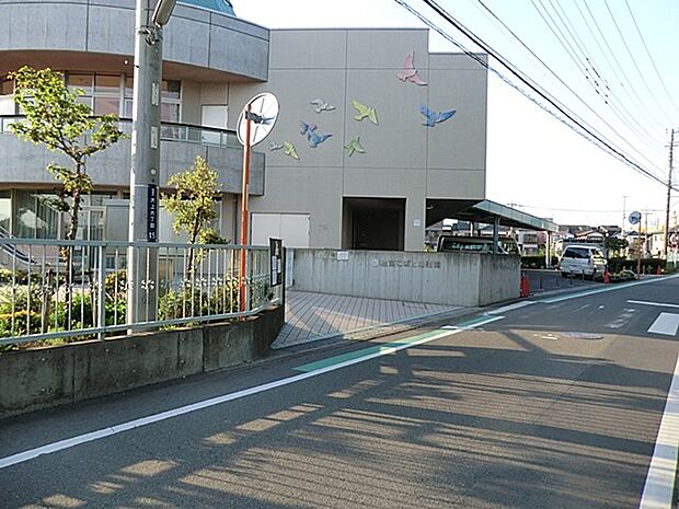 幼稚園・保育園 700m 綾瀬こばと幼稚園