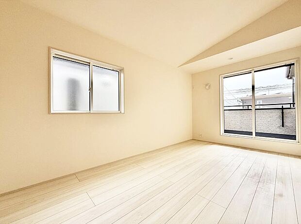 1号棟  ■落ち着いた色合いのお部屋で穏やかな時間を楽しめます