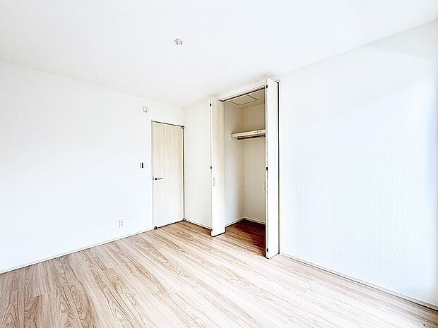 B号棟 ■清潔感あふれるお部屋で毎日を快適に過ごせます