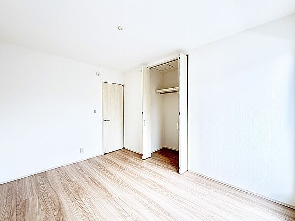 B号棟  ■清潔感あふれるお部屋で毎日を快適に過ごせます