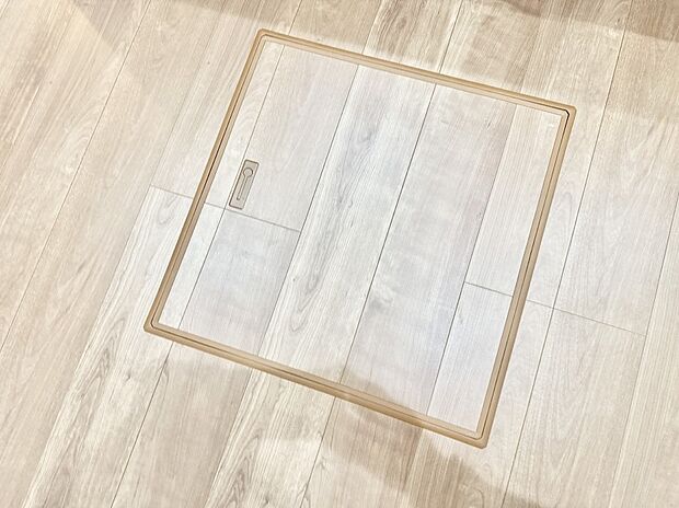 ■日用品やストックに便利な床下収納